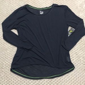 Old Navy ladies active go dry shirt size M